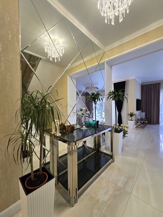 Унікальний приватний будинок з ремонтом в Лісовій Бучі. Без комісії!