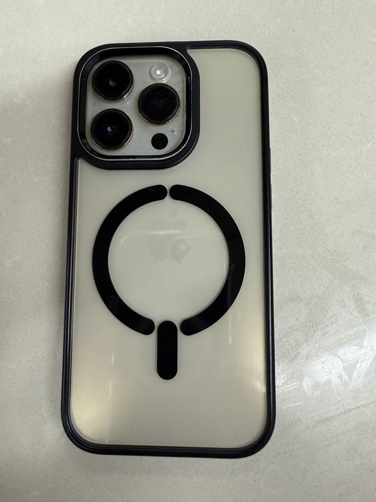 iPhone 14 Pro Gold - 128 GB - irrepreensivel
