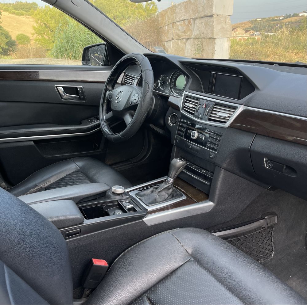 Mercedes-Benz E220 170cv