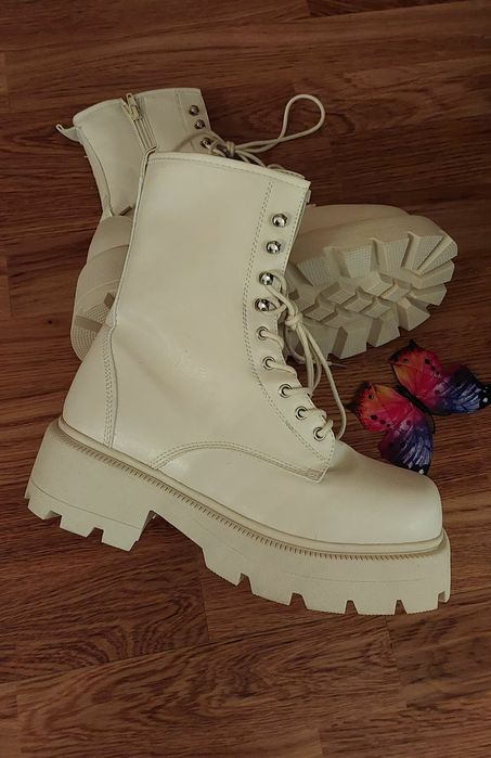 Ботинки женские размер 40