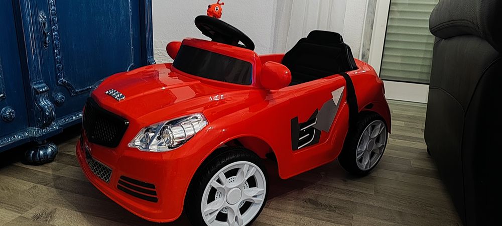 Carrinho elétrico Feber Twinkle 12 v