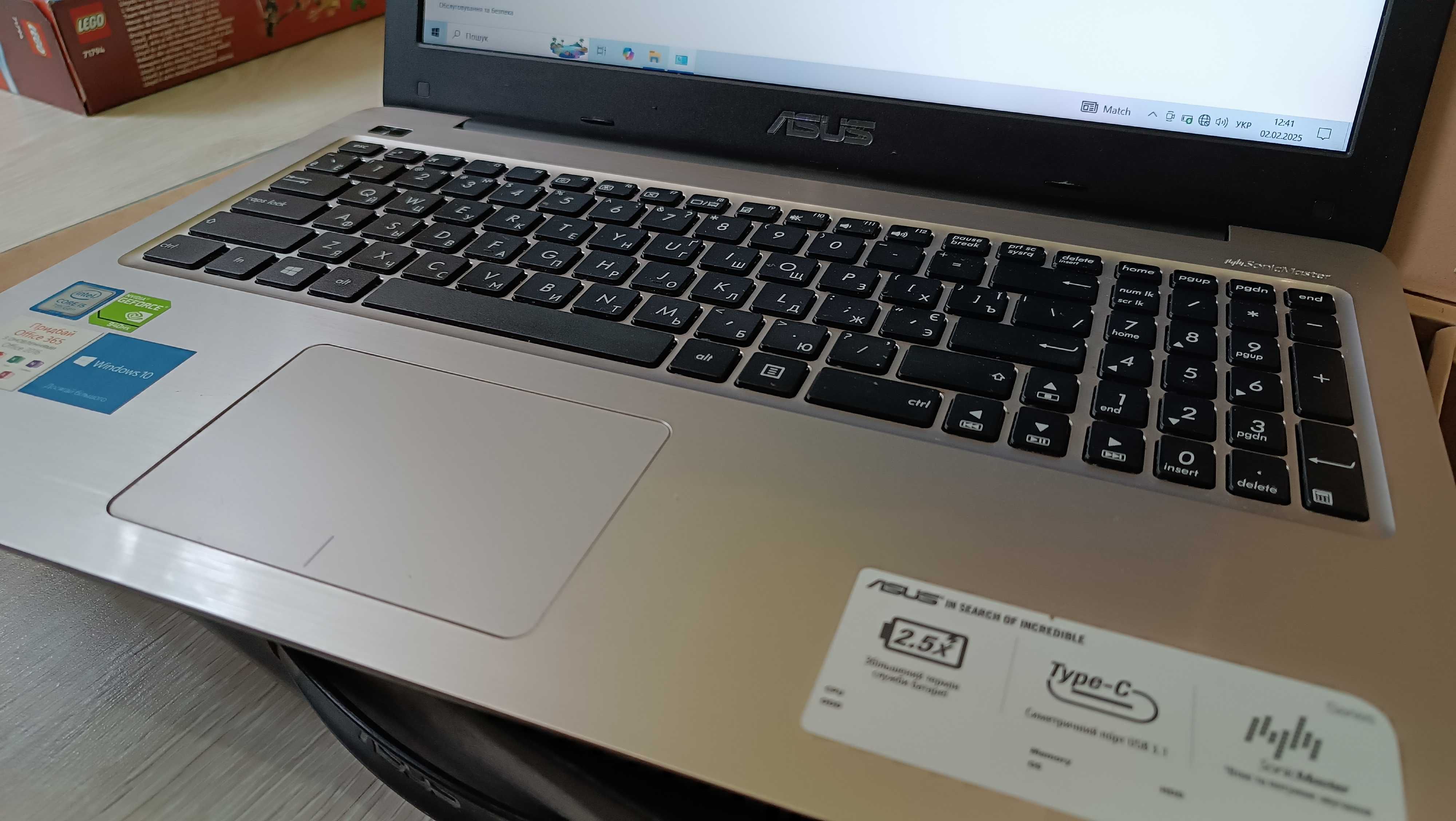 Ноут ASUS Intel core i5, 1терабайт, DVD-R