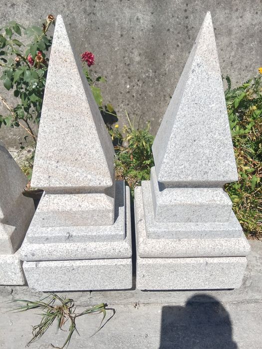 Pirâmides de granito