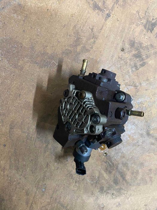 ТНВД Топливний насос 2.0 2.5 Рено Трафік Опель Віваро Гідрач ГУР