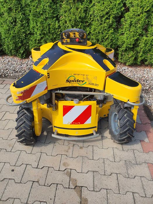 Profesjonalna Kosiarka  Pilot SPIDER ILD 01 robot wzniesienia rowy 4x4