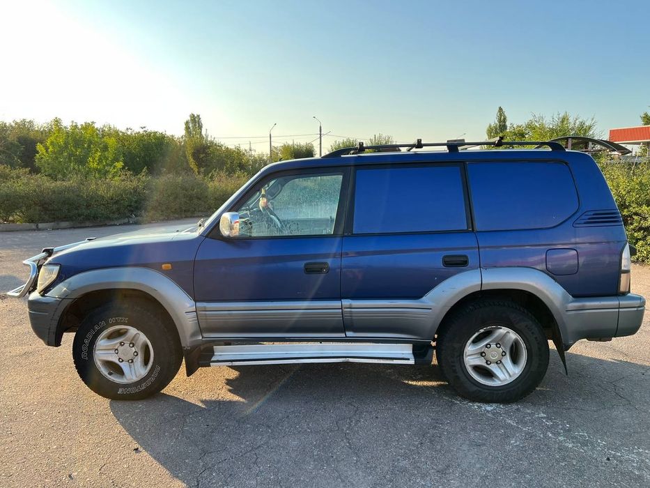 Toyota Land Cruiser Prado 90