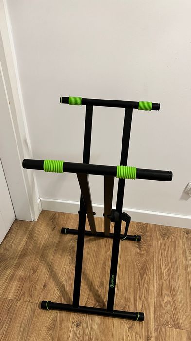 Keyboard Yamaha PSR EW 300  + statyw Gravity KSX 2