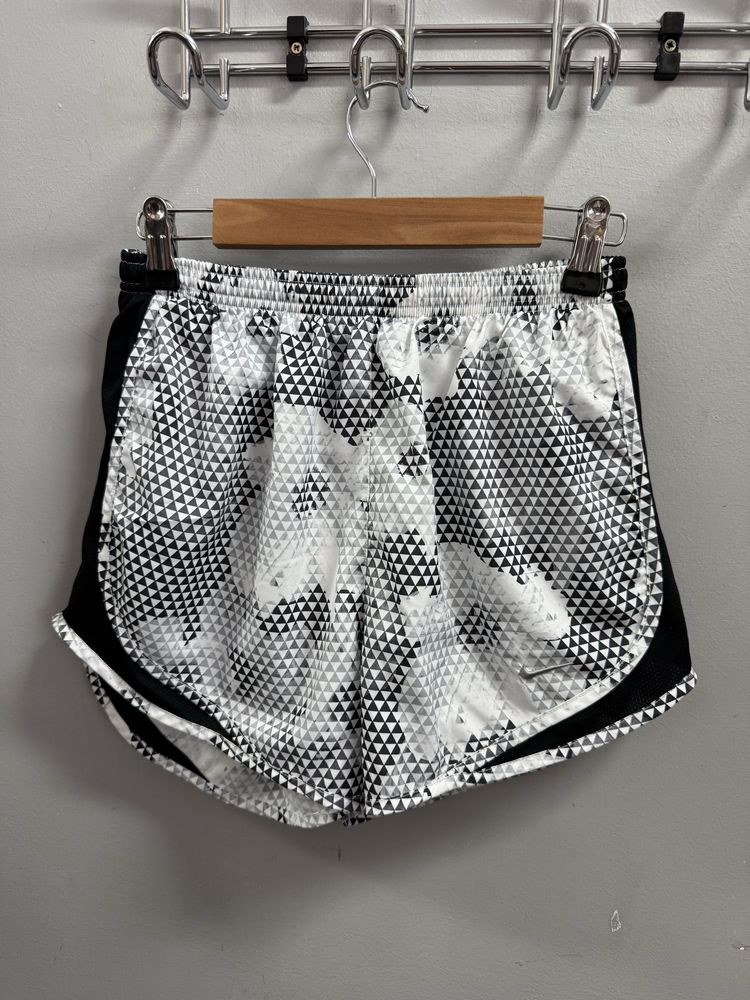 Spodenki szorty damskie sportowe do biegania Nike S 36