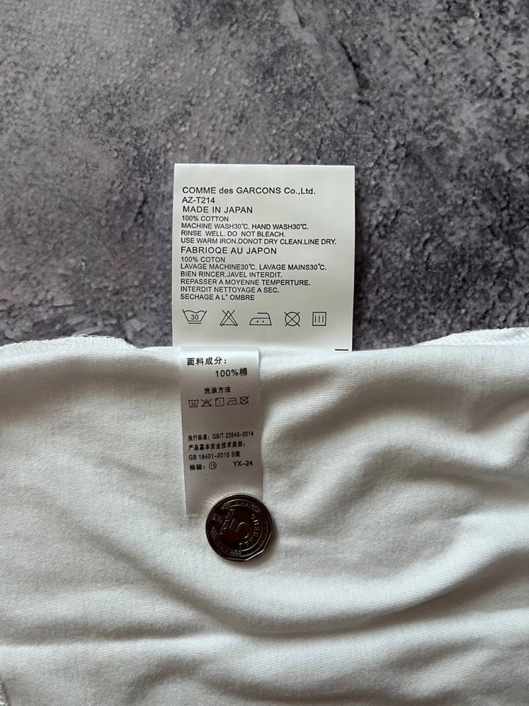 Футболка CDG/ Comme des Garçons