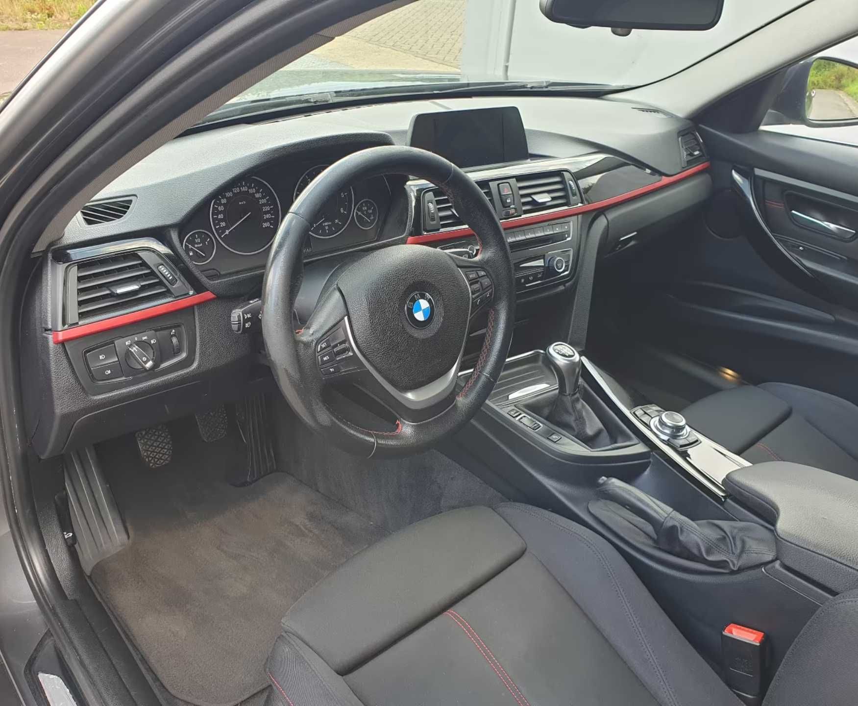 BMW 318d Touring