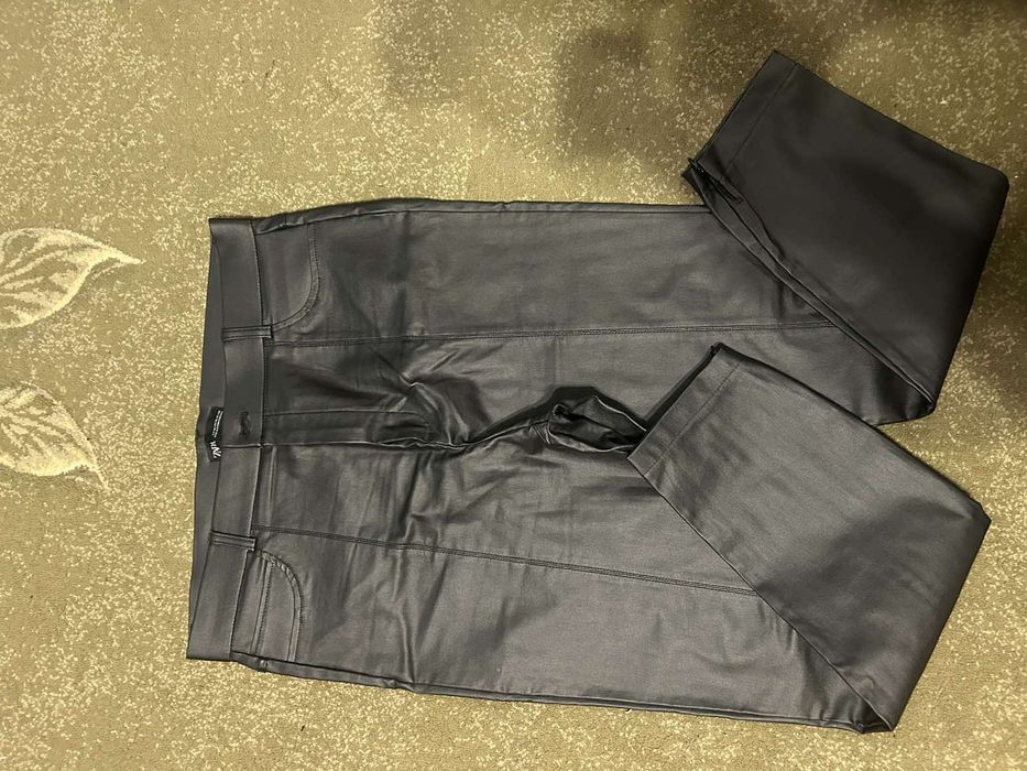 Штани з екошкіри фірмові