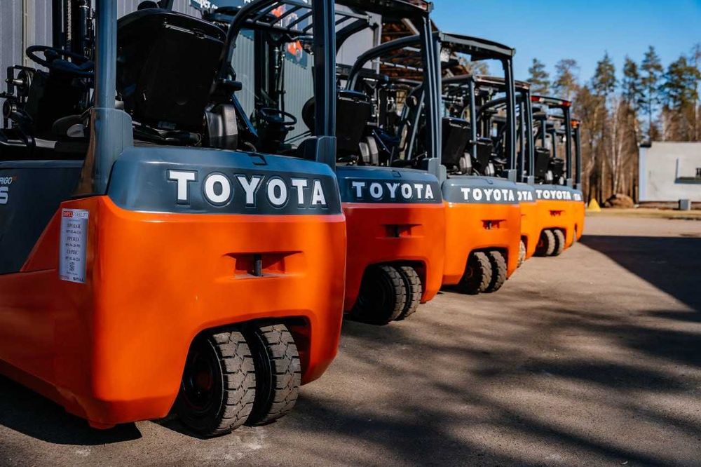 Навантажувач електричний TOYOTA 8FBE16T, 2016 рік, електропогрузчик