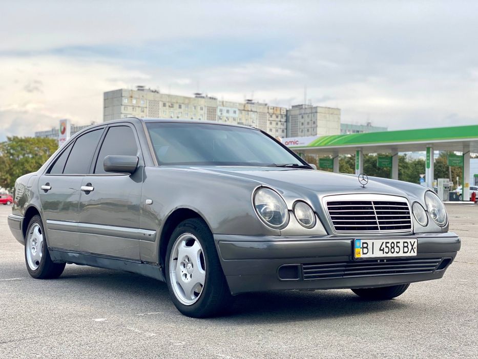 Mercedes Benz E class W210 газ / бензин
