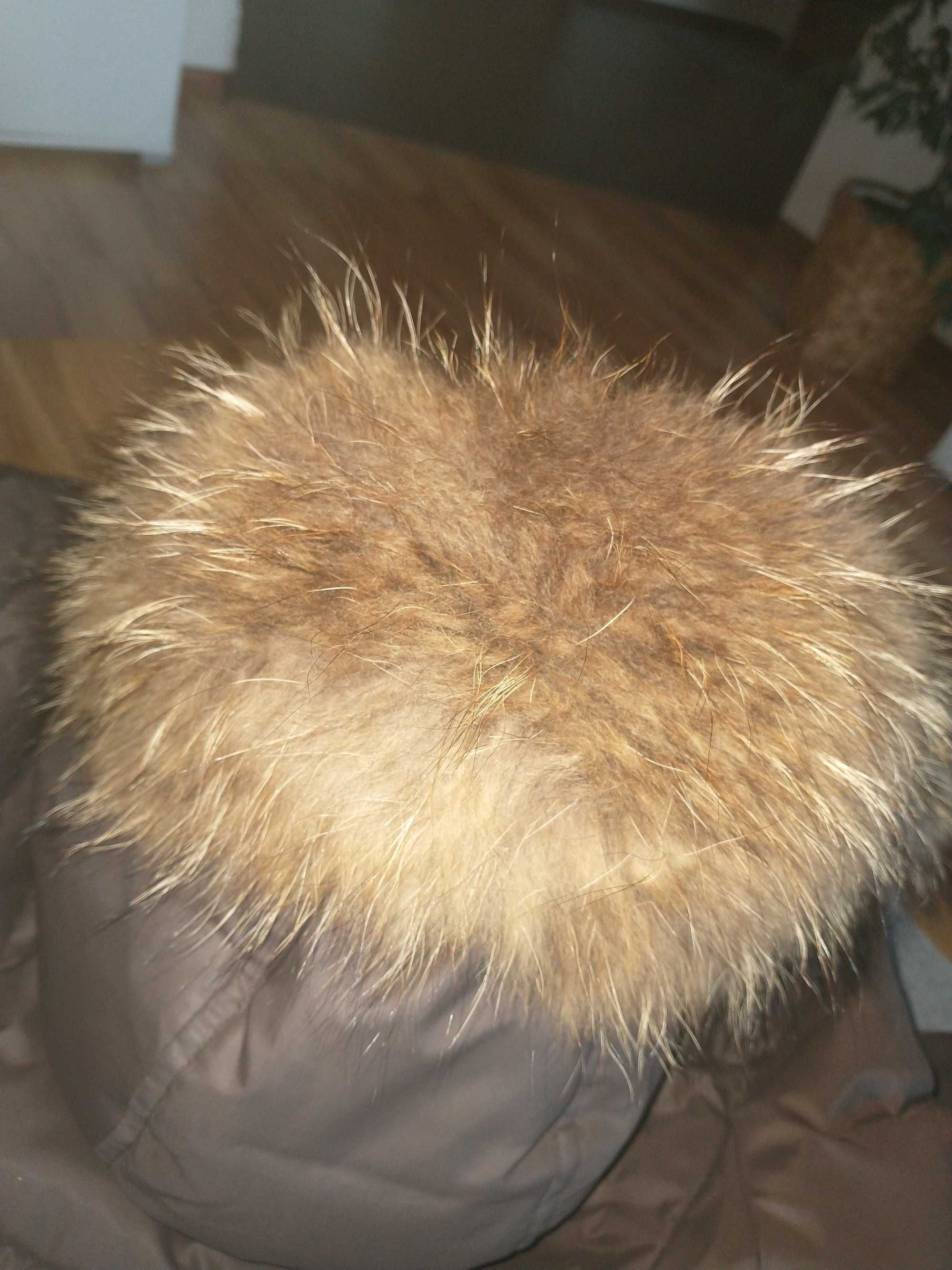 Obszycie kaptura JENOT