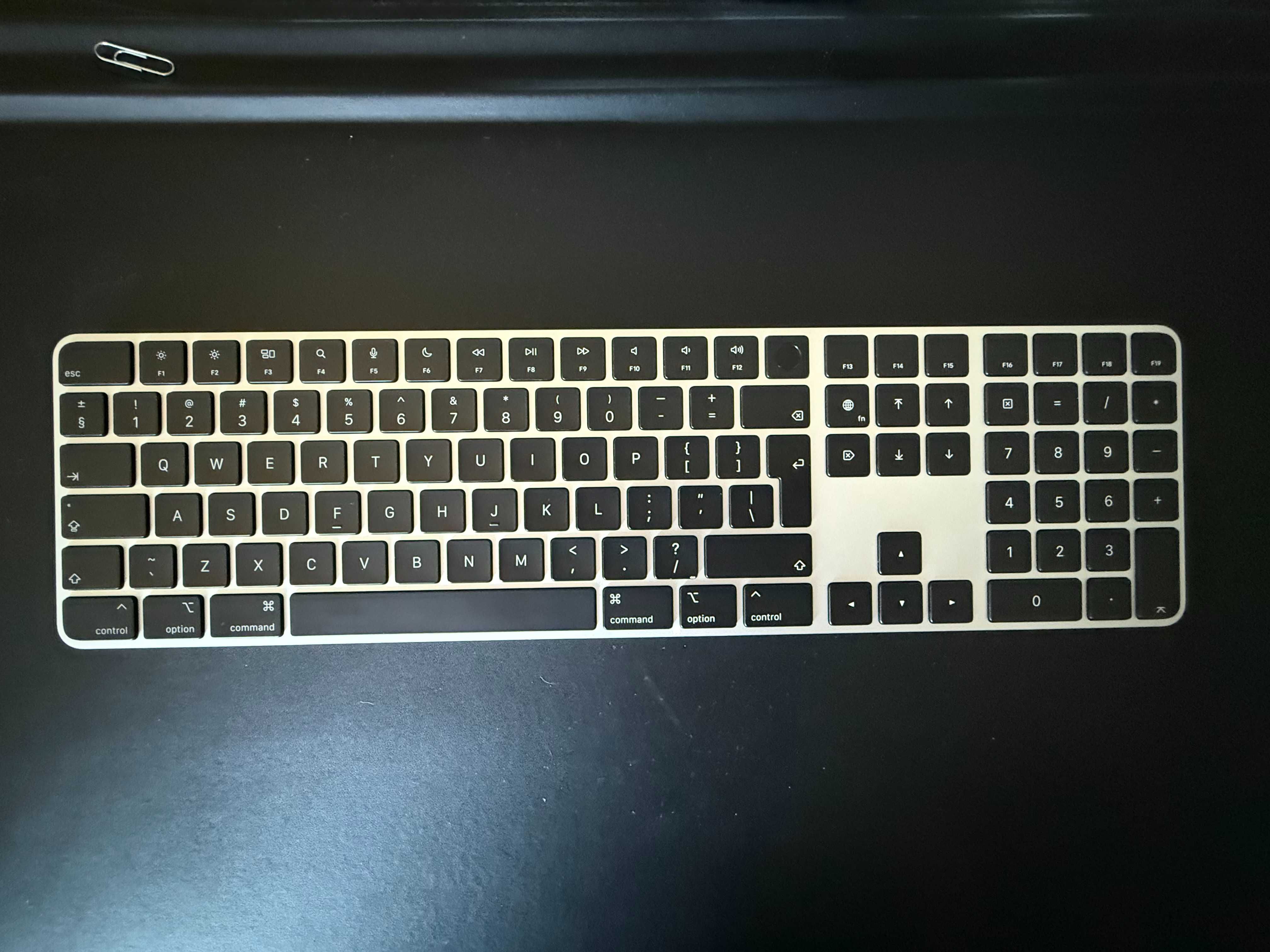 Apple Magic Keyboard (TouchID, Numpad)+ Magic Trackpad- Czarny, FV23%