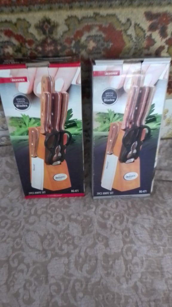 Подставки для ножей деревянные...
