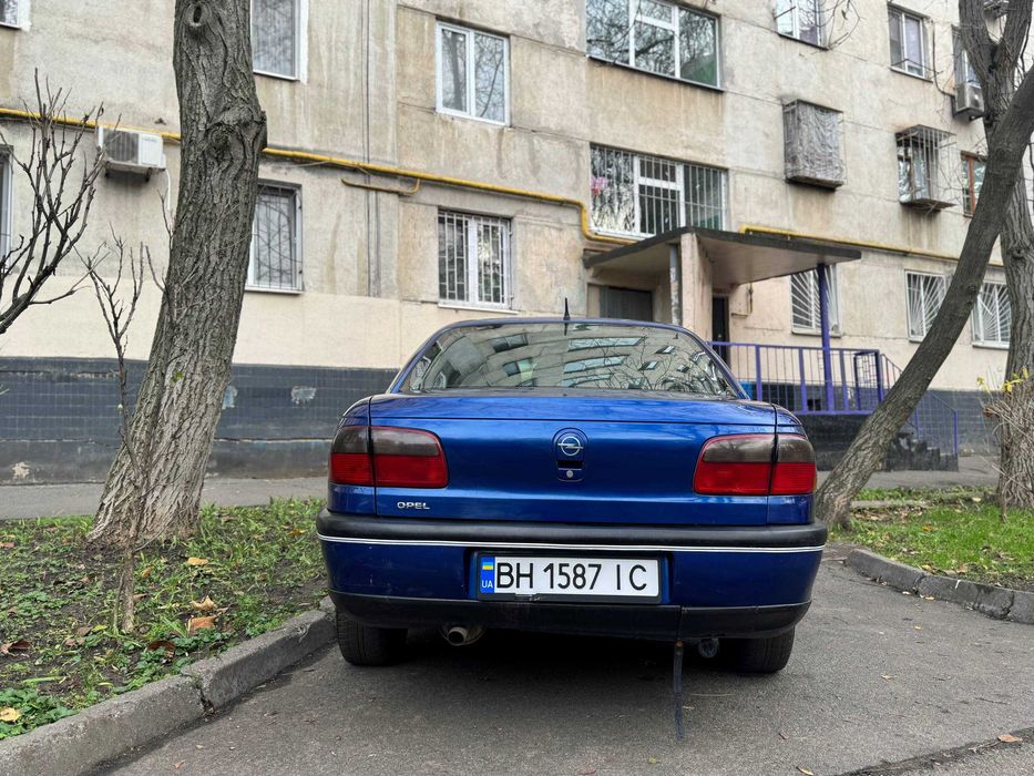 Продам авто Opel Omega 1997