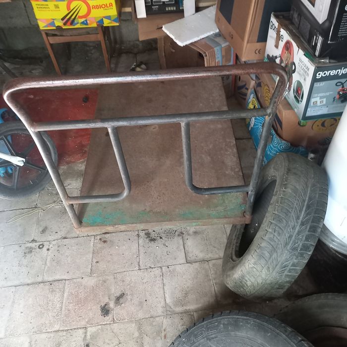 Тележку, кравчучка