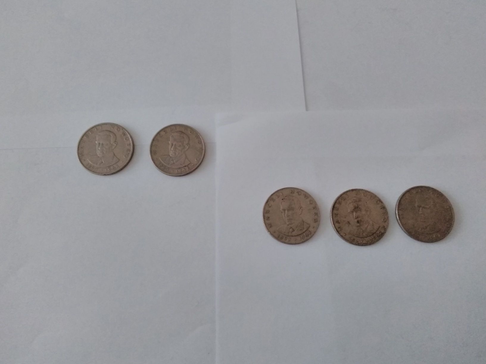 Monety, moneta 20zł Nowotko z czasów PRL-u dwie bez znaku mennicy