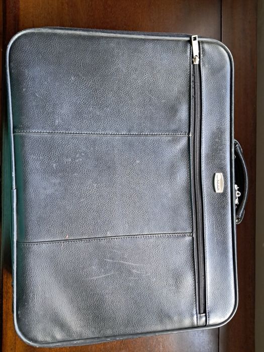 Mala de viagem e portátil Delsey