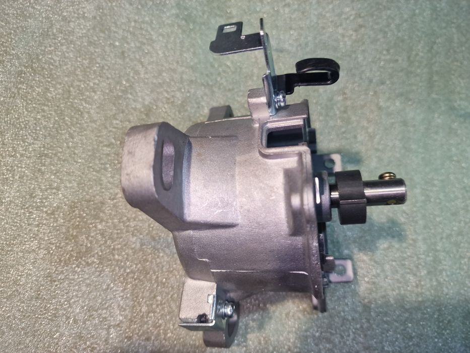 Honda Civic , Acura EL 1.5L , 1.6L obudowa rozdzielacza zapłonu