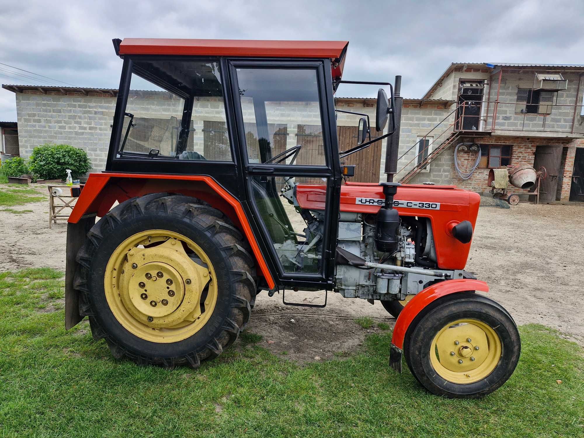 Ciagnik URSUS C330