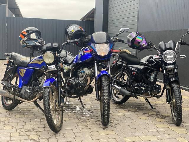 Продам мотоцикл Viper zs150a