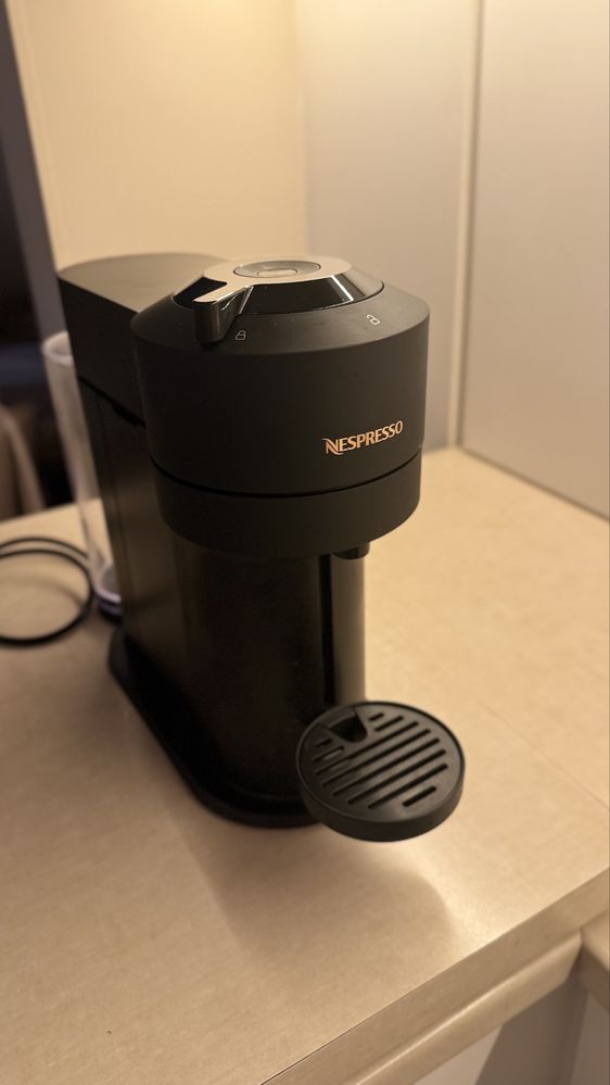 Ekspres do kawy cisnieniowy Nespresso Vertuo Next