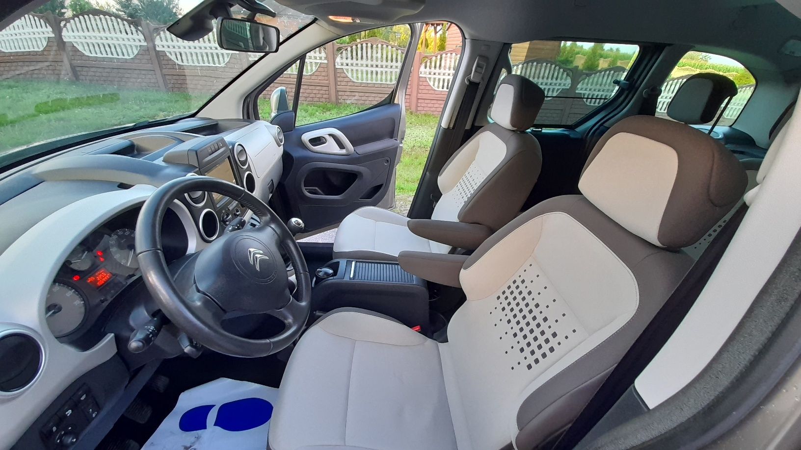 Citroen berlingo Multispace Kamera Nawigacja full opcja 1.6hdi