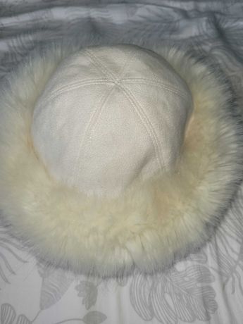 Damska czapka z futerkiem ciepla stylowa vintage retro