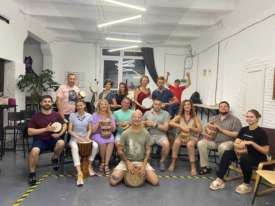 Коворкинг/Проектор/робоче місто/генератор/Канатная 6/холодильник