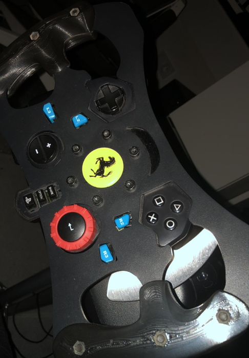 Logitech 29 z pedałami