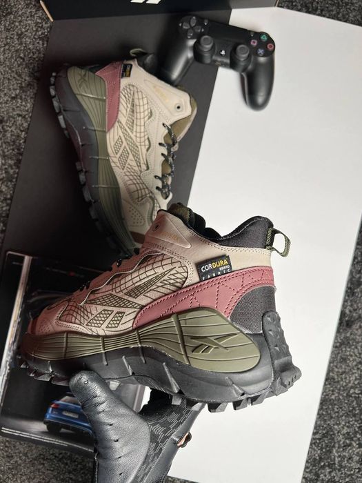 Зимові кросівки чоловічі Reebok Zig Kinetica 2.5 Edge Grey Fur 41-45р