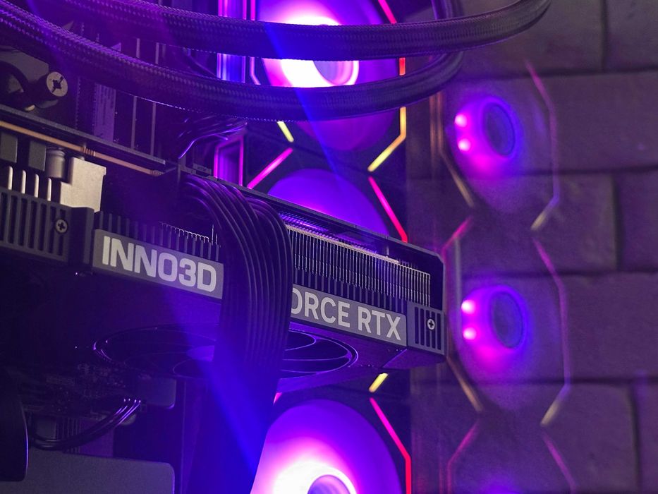 Nowy Komputer Gamingowy RTX 5060 Ryzen 5 FV23% 16gb RAM Akwarium Aio