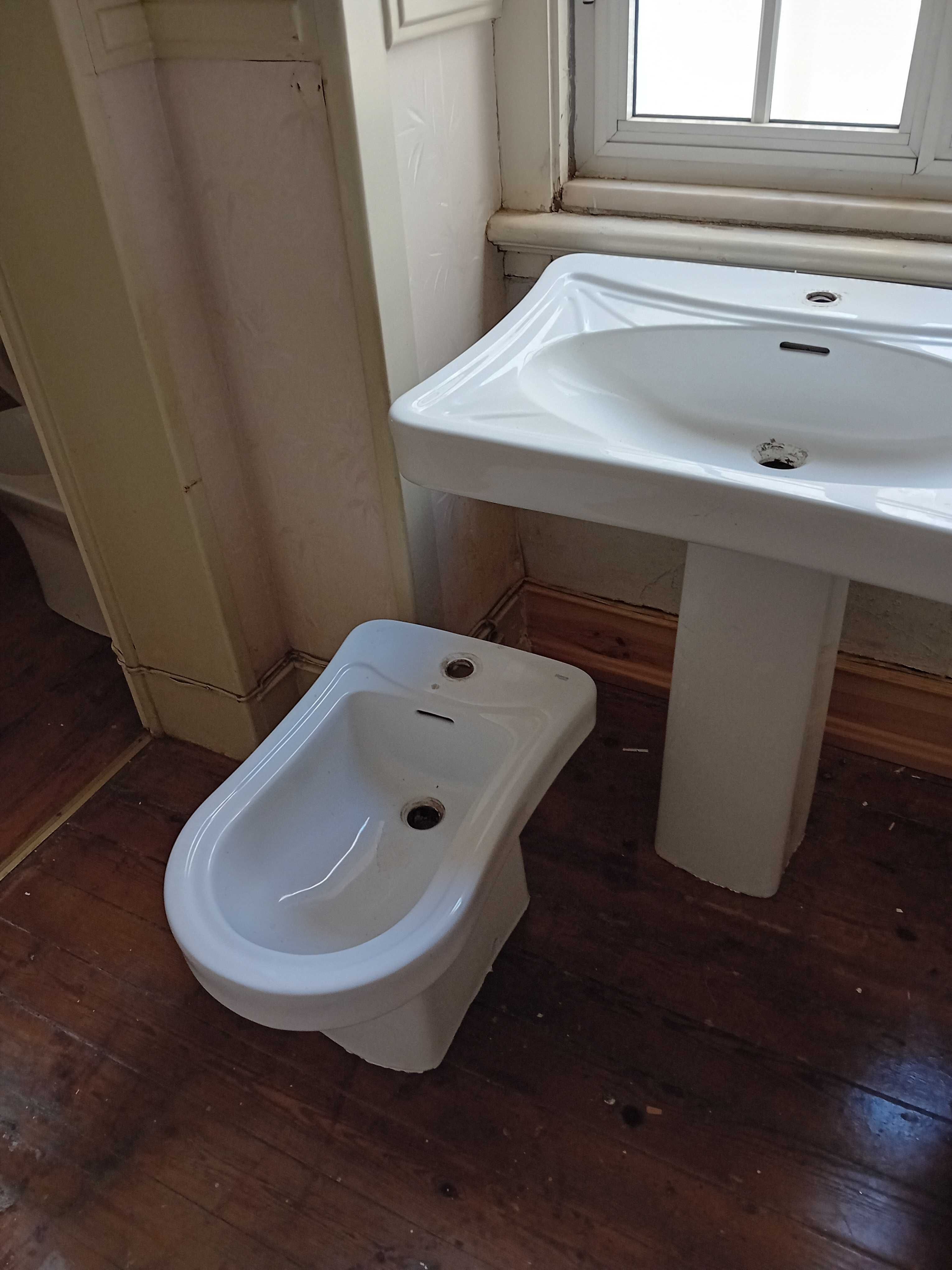 Conjunto de Sanitários Roca como novos
