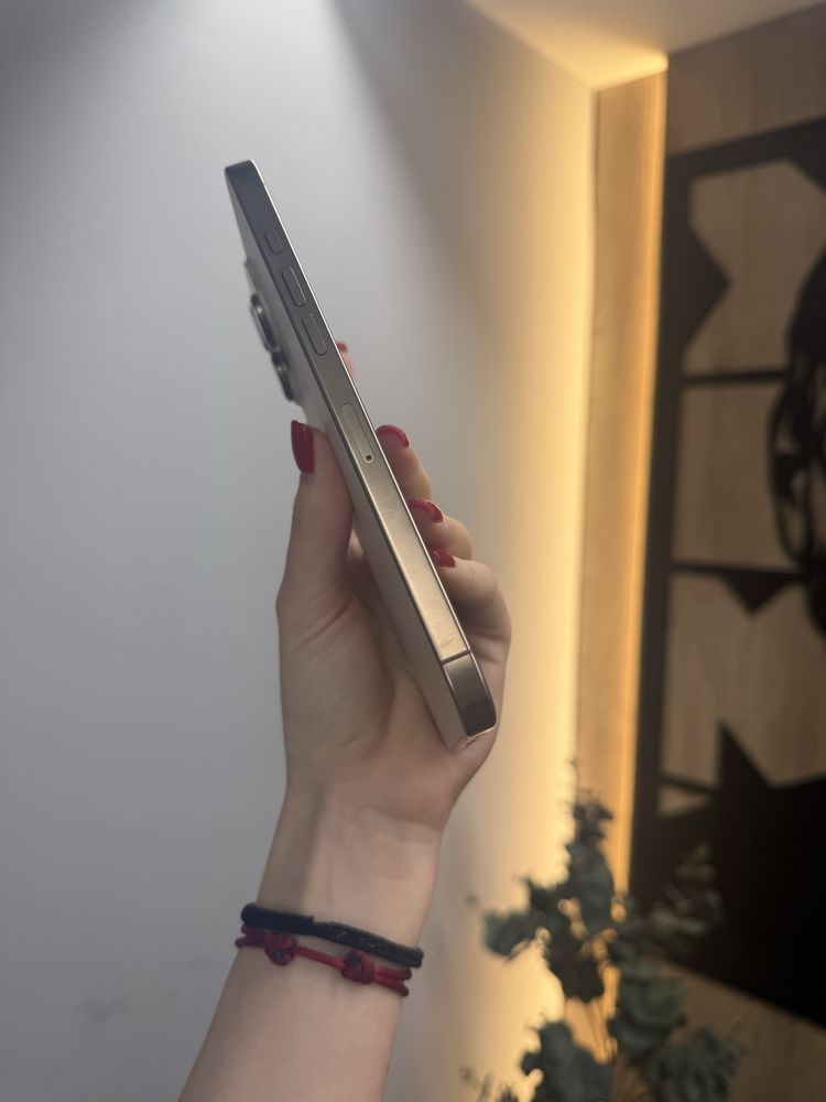 IPHONE 16Pro Max 256 Desert Titanium Neverlock Костюшка,5 IGRAND
