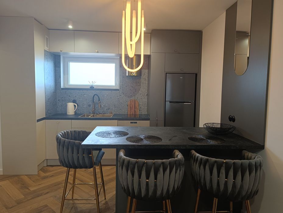 Kawalerka najem okazjonalny (do obejrzenia 1-3. listopada)