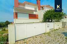 Moradia em Banda T3+2, Quinta de Falorca, Viseu