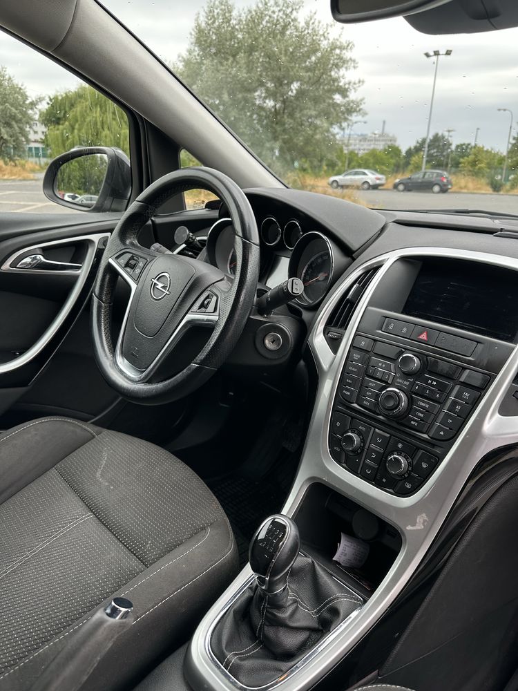 Opel Astra Sport Tourer 1.7 CDTI – 2014