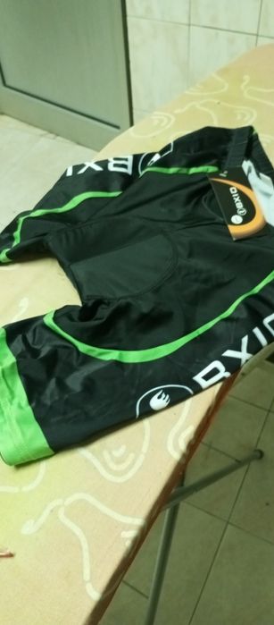 Equipamento ciclismo BXIO camisola e calções
