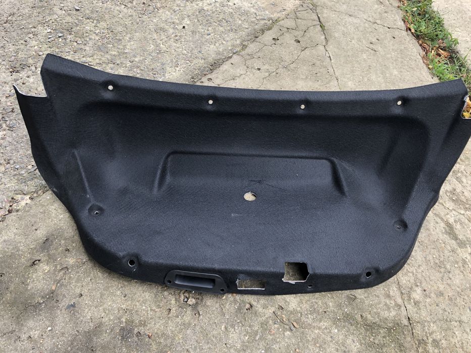 Отделка крышки багажника MERCEDES-BENZ C Class W205