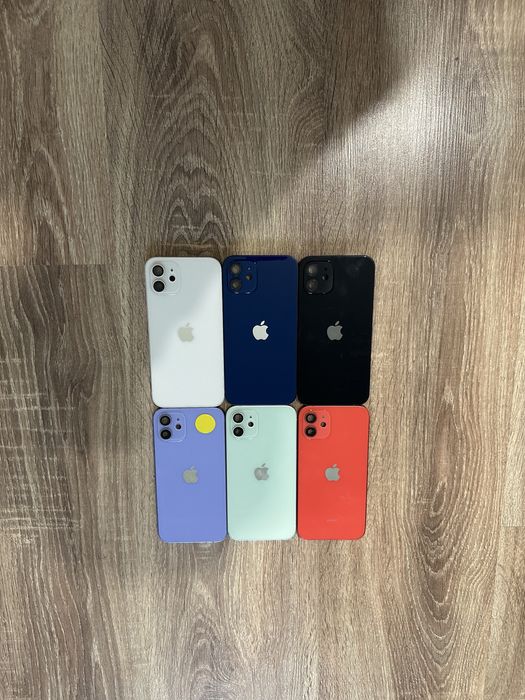 Корпуси iPhone 12