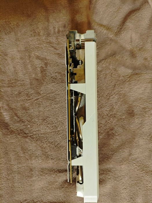 біла rtx 3060 ti