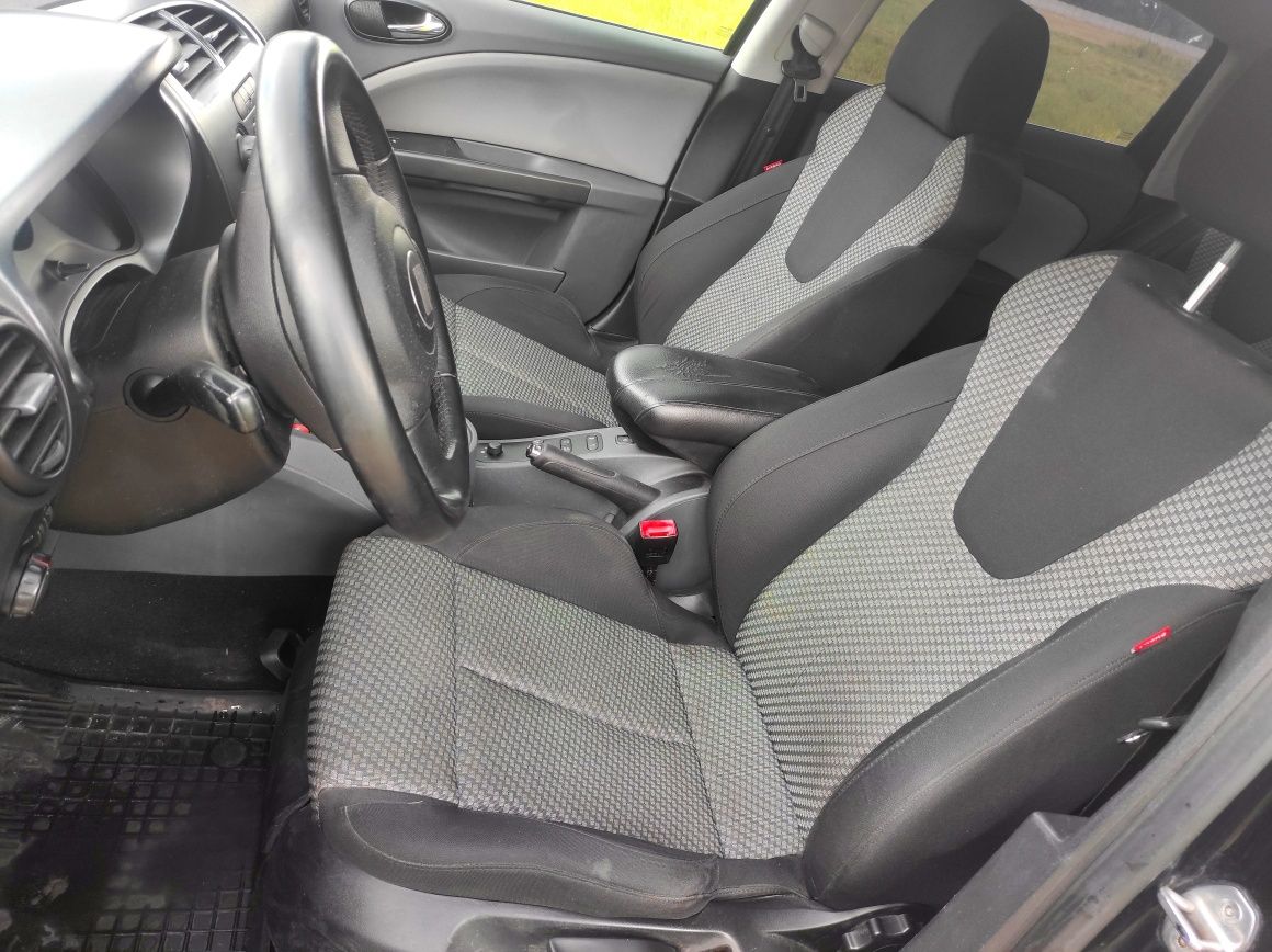 Seat Leon 1.6 LPG Stag Premium, Klima, el.szyby, kubełki, stan bdb