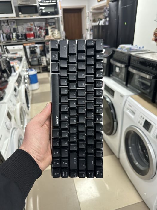 Нові брендові механічні клавіатури з підсвіткою