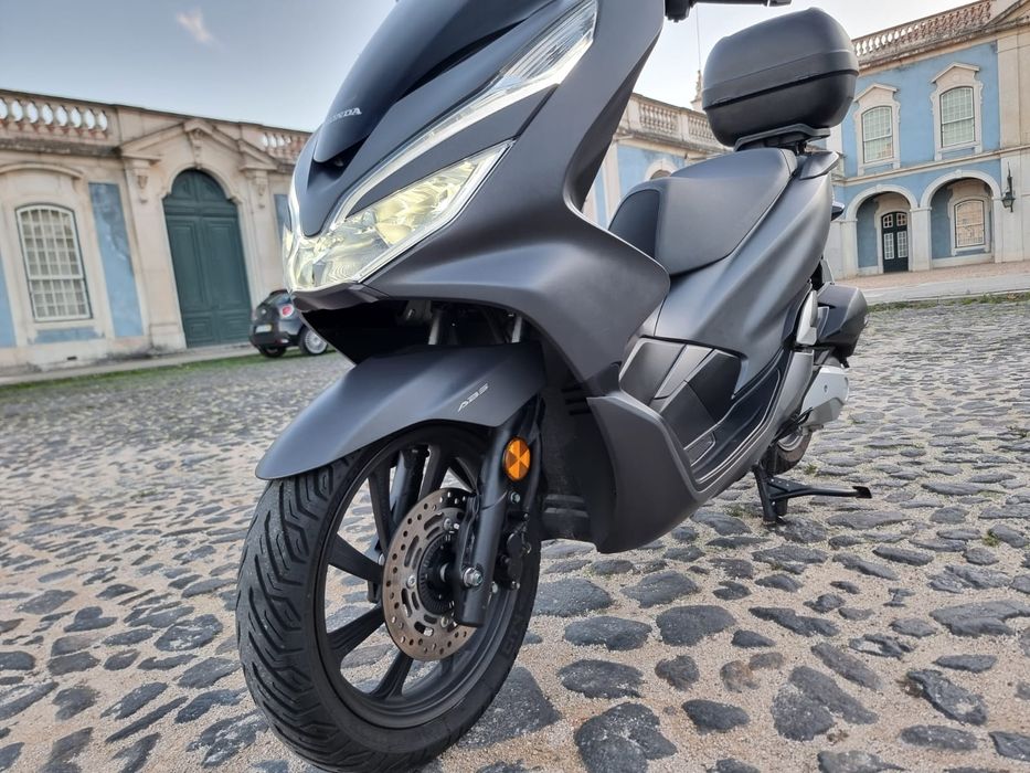 Pcx só 4300km semi-nova