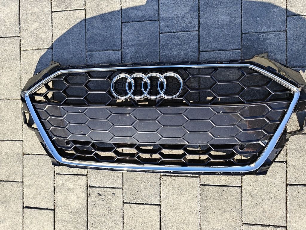 Решетка решітка радіатора ауди а4 Б9 Audi A4 B9 8w0853651eb