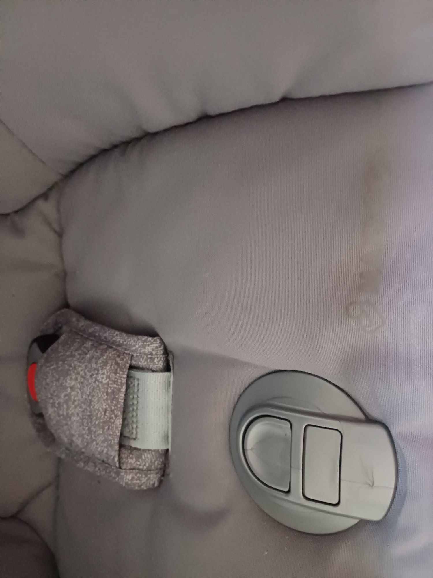 Fotelik Maxicosi+baza ISOfix+wkładka dla niemowląt