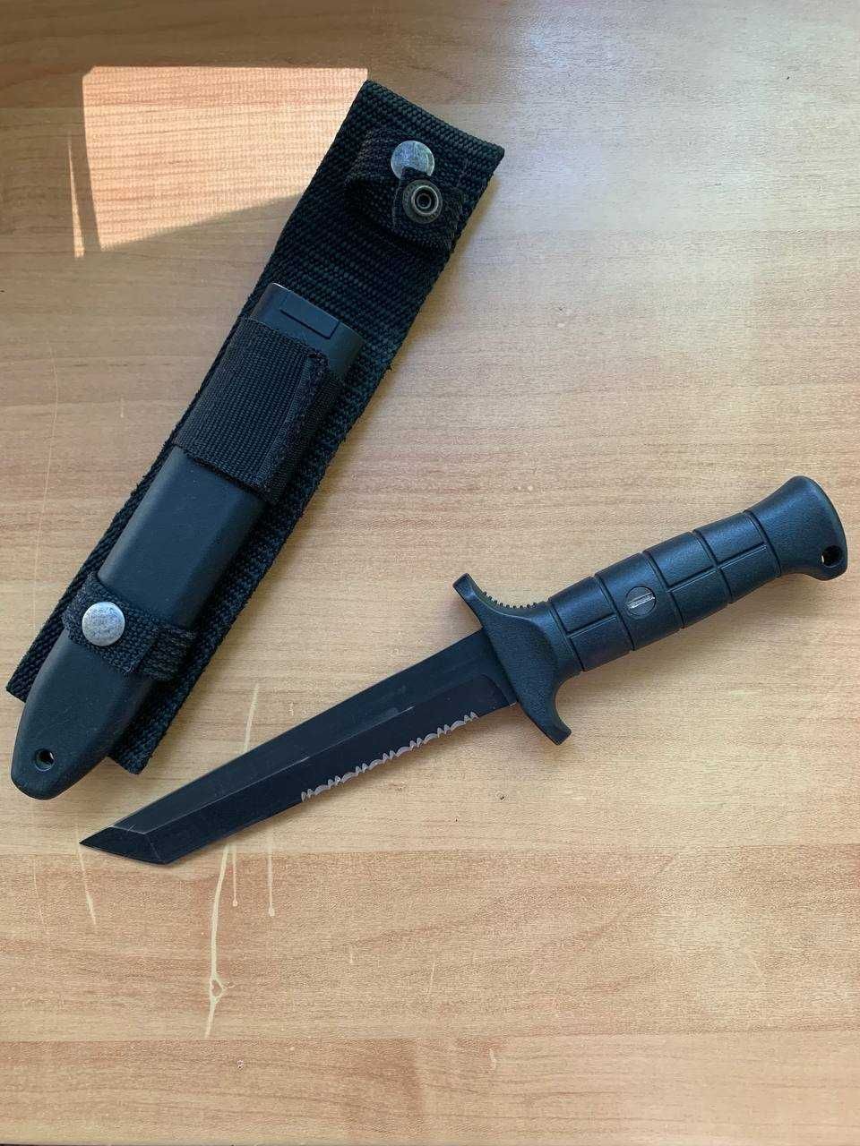 Охотничий нож KM2000