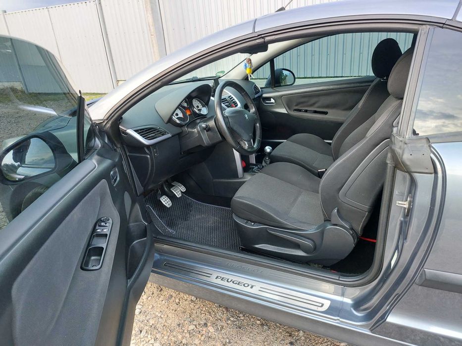 Peugeot 207 cc кабріолет